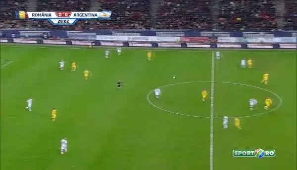 Ocazie mare de gol Aguero - respinge Pintilii