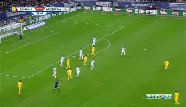 Ratare COLOSALA a lui Maxim, la 0-0 cu Argentina! Mijlocasul a trimis in portar, din 5 metri! VIDEO: