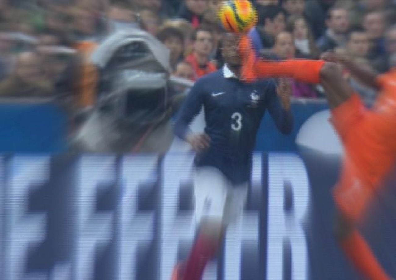 VIDEO Urmasul lui De Jong la nationala Olandei: intrare CRIMINALA la Evra! I-a pus talpa direct pe fata! _1