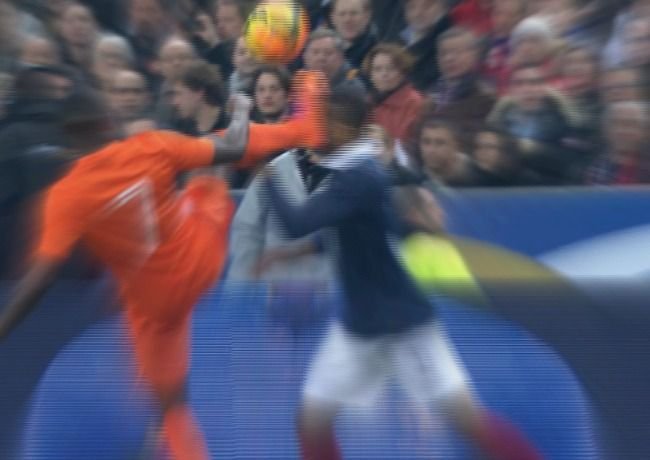 VIDEO Urmasul lui De Jong la nationala Olandei: intrare CRIMINALA la Evra! I-a pus talpa direct pe fata! _3