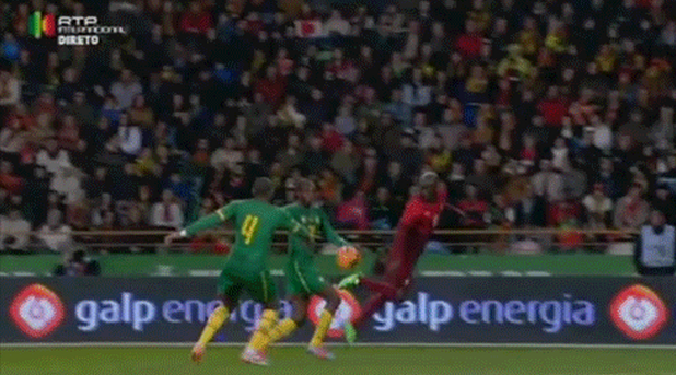 IREPETABIL! Anonimul portughez care a reusit cea mai TARE preluare din istorie! Faza care l-a facut pe Ronaldo sa aplaude