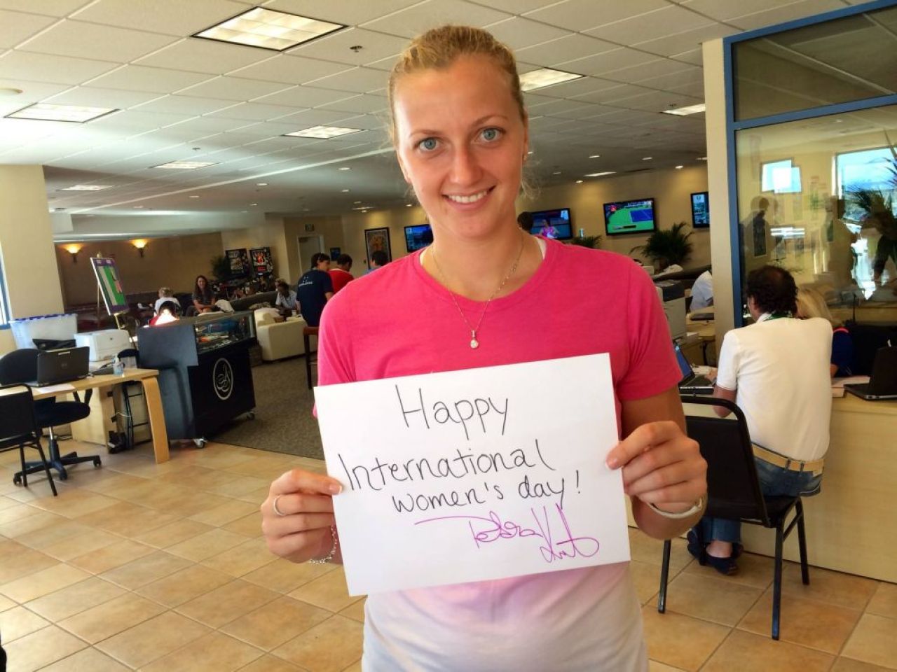 Mesajul superb al Simonei Halep! Ce a aparut pe pagina de Facebook a WTA in aceasta dimineata_3