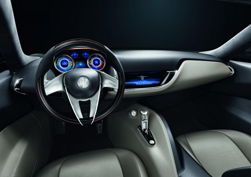 O noua BIJUTERIE de la Maserati! Messi si Ibrahimovic au banii pregatiti! Ce vor conduce peste doi ani:_11