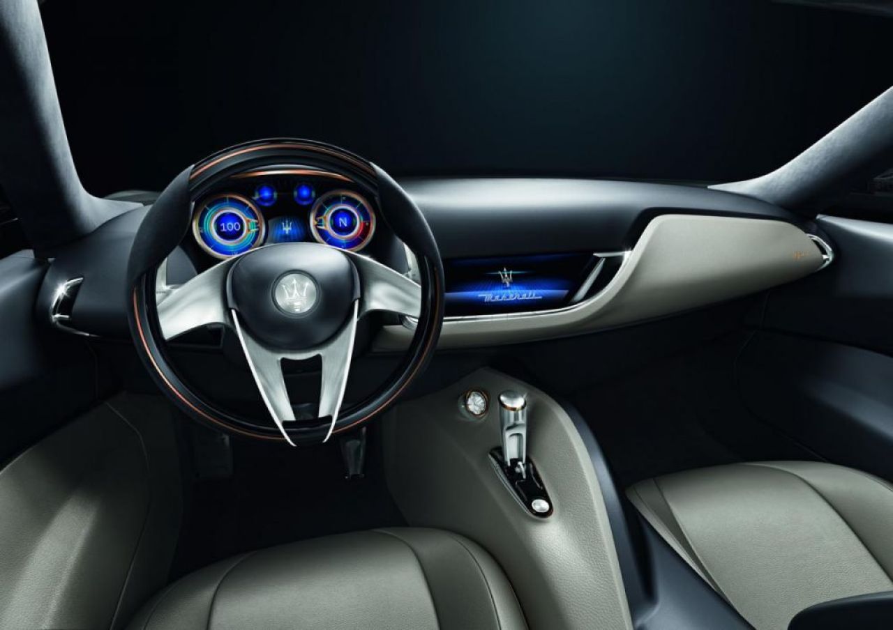 O noua BIJUTERIE de la Maserati! Messi si Ibrahimovic au banii pregatiti! Ce vor conduce peste doi ani:_11