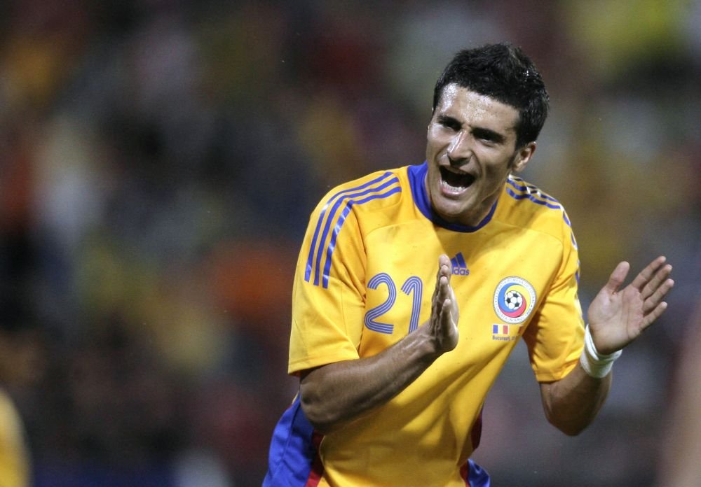 Dupa 8 ani de asteptare, idolul a revenit in Giulesti! Daniel Niculae: Razvan Lucescu putea sa ma gaseasca la Petrolul, dar am ales Rapidul!