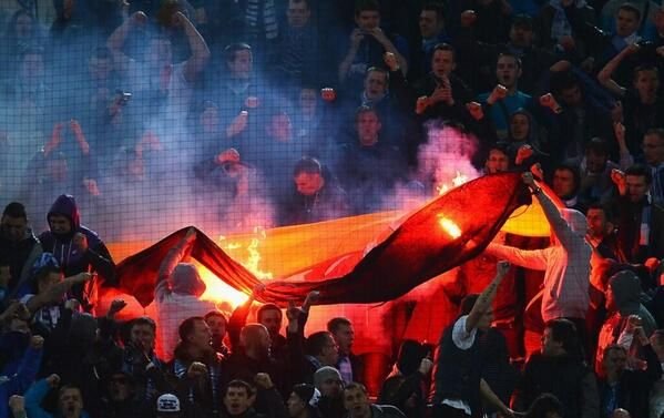 Gest extrem in Champions League! Echipa risca o suspendare uriasa! Cum au reactionat fanii la gol_2