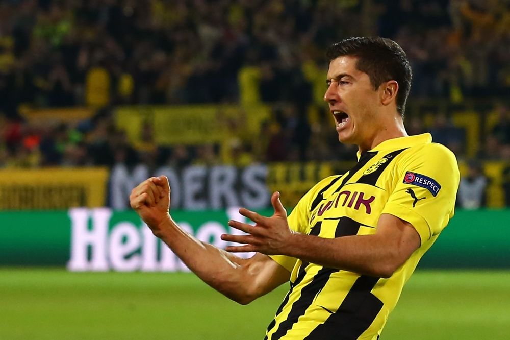 A castigat CCE cu United, apoi calcaiul lui i-a trimis in liga a 2-a! Lewandowski si Larsson in TOP 10 transferuri gratis din istoria fotbalului_3
