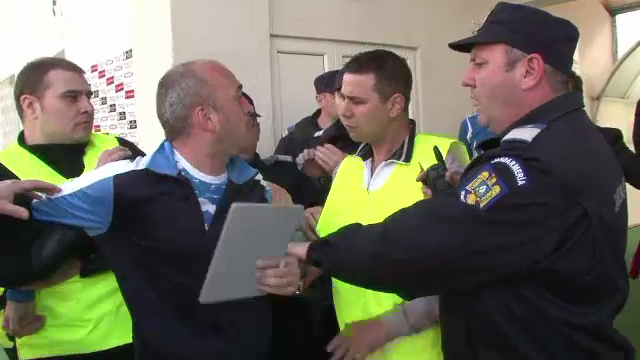 Jucatorii lui Hagi au cedat nervos! Bataie intre fotbalisti dupa meciul Viitorului! Jandarmii au intervenit de urgenta! VEZI IMAGINI_2