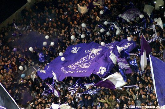 Atmosfera INCENDIARA! 12.000 de fani au venit sa sarbatoreasca promovarea in LIGA A PATRA! Imagini emotionante VIDEO_8