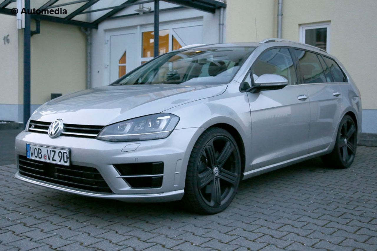 FOTO Un nou Golf, gata de lansare! A fost surprins la testele Volkswagen! Primele imagini:_7