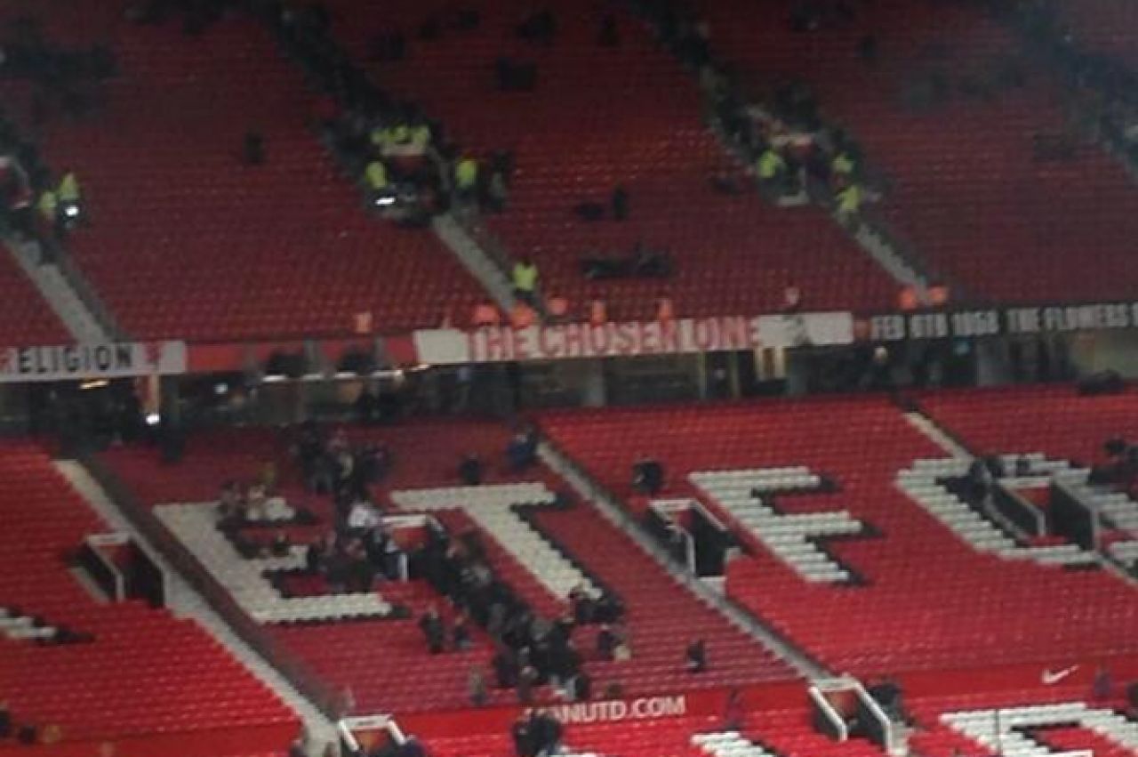 United, cel mai rusinos sezon din istorie! Moyes bate recorduri negative pe banda rulanta, fanii si-au iesit din minti! FOTO_3