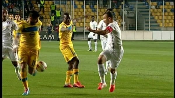 A fugit sa dea GOL, dar s-a facut de ras! Faza nebuna la Petrolul - Astra! A cerut 11 metri! VIDEO