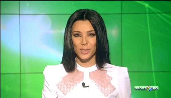 E singurul pilot din lume care are curajul sa faca asa ceva! Manevrele care sfideaza moartea cu care i-a cucerit pe toti