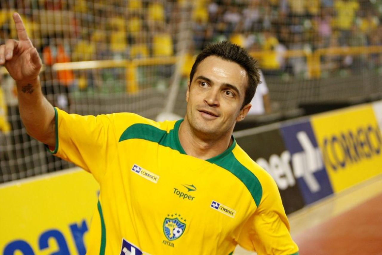Ziua in care Ronaldinho NU a mai avut pret! Seicii de la City l-au chemat sa le arate ce stie! Povestea unui GENIU de milioane:_3