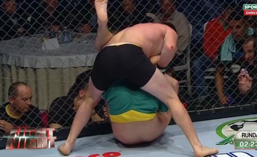 Spectacol TOTAL la Severin! Pascu si-a razbunat prietenul si a reusit un ARMBAR SENZATIONAL! Toate fazele VIDEO_5