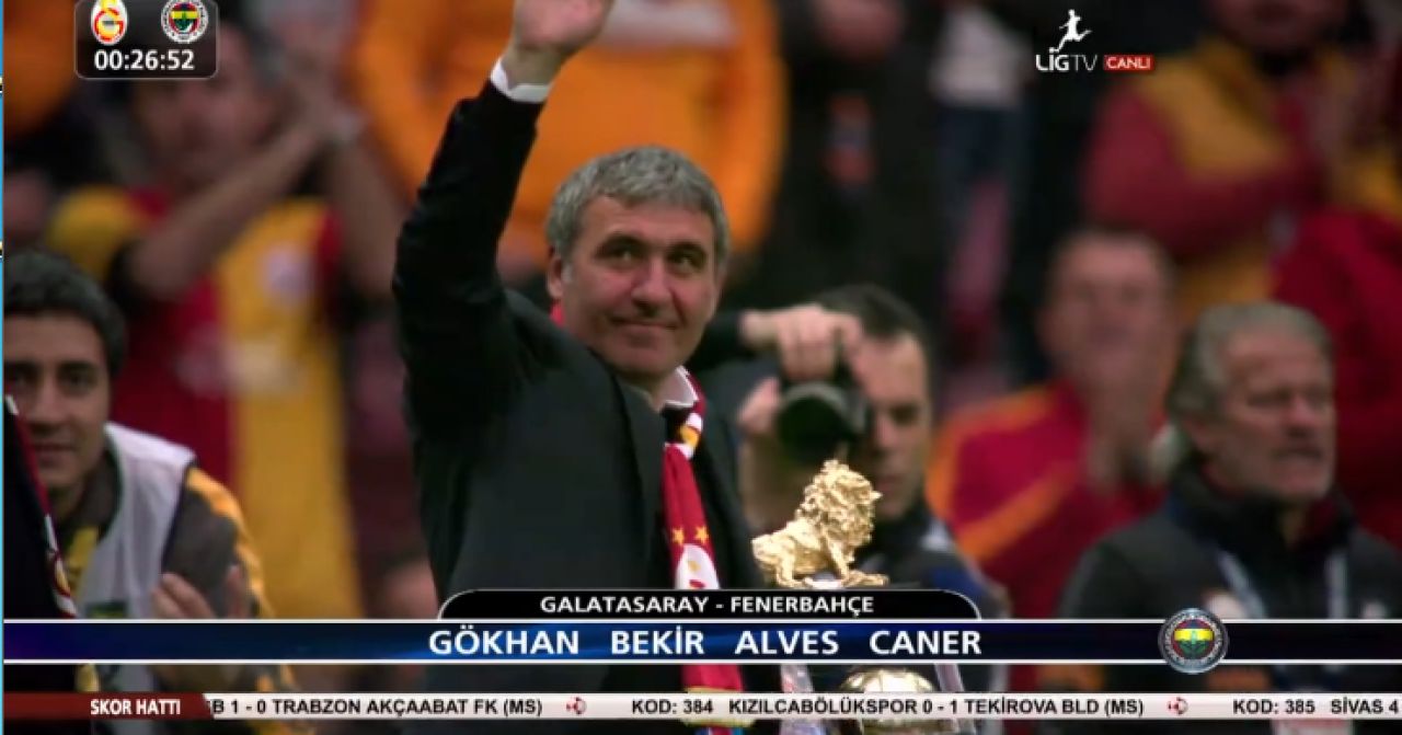VIDEO: Hagi, aproape sa izbucneasca in LACRIMI! Incalzirea s-a oprit, jucatorii au venit spre el! Momente SUPERBE la Istanbul_3