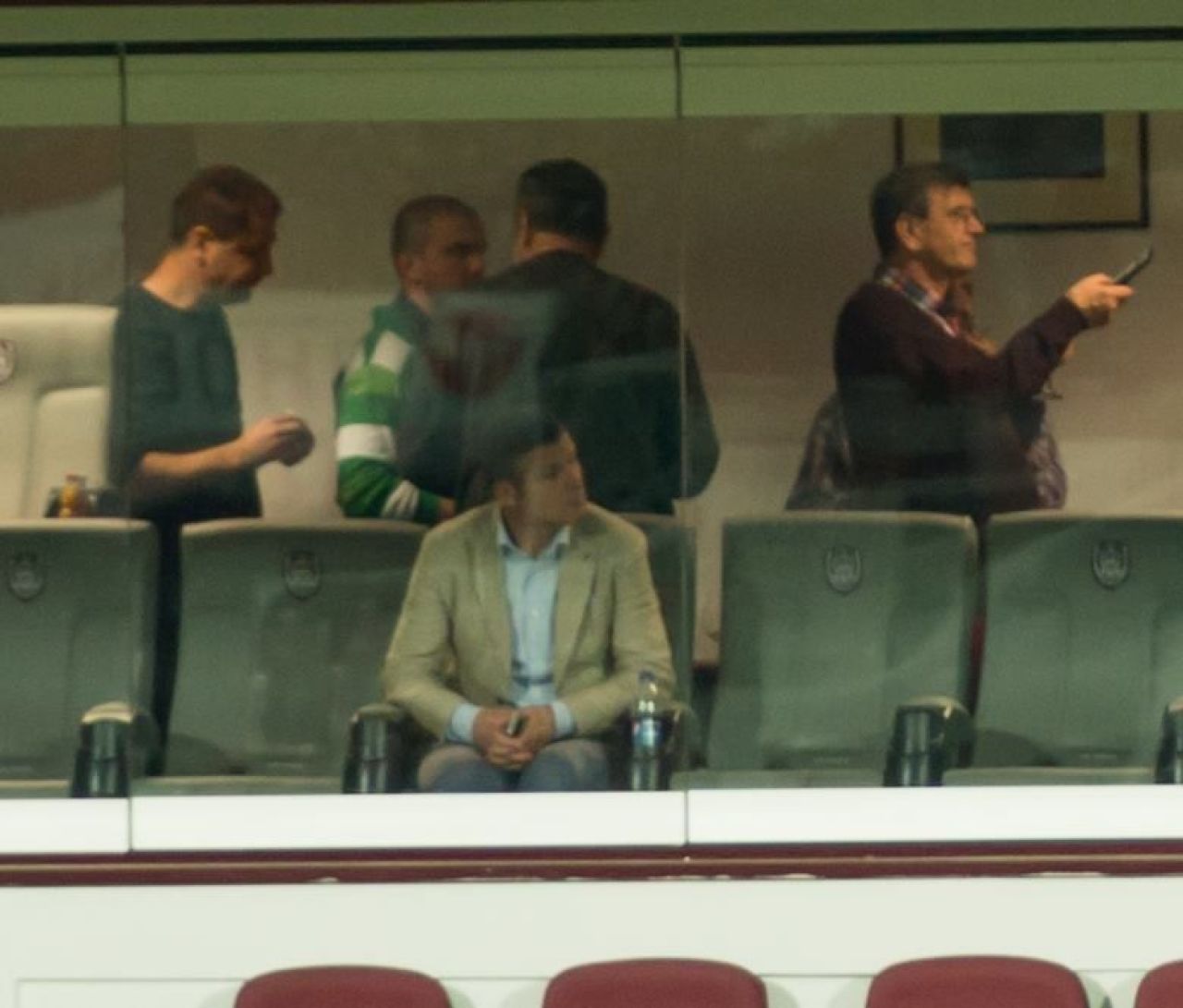 Varianta pentru banca CFR-ului? Miriuta poate fi inlaturat de pe banca clujenilor, Sabau a fost in tribuna la meciul cu Petrolul_3