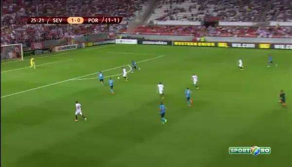 GOOOL Sevilla! Vitolo marcheaza cu un sut plasat pe sub portarul Fabiano