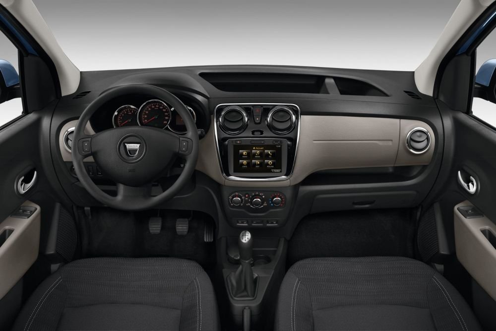 Dacia a lansat o masina noua in Franta! Singurul model cu probleme la vanzari a fost reinventat! FOTO_5