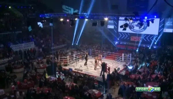 Kaspersky l-a batut pe surinamezul Konnig si a castigat piramida de la Resita! VIDEO