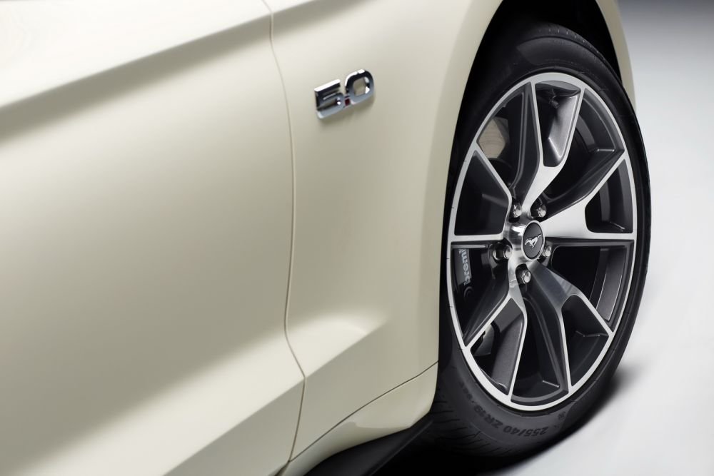 FOTO Ford Mustang implineste 50 de ani! Editia SPECIALA lansata de americani! Vezi cum arata:_8