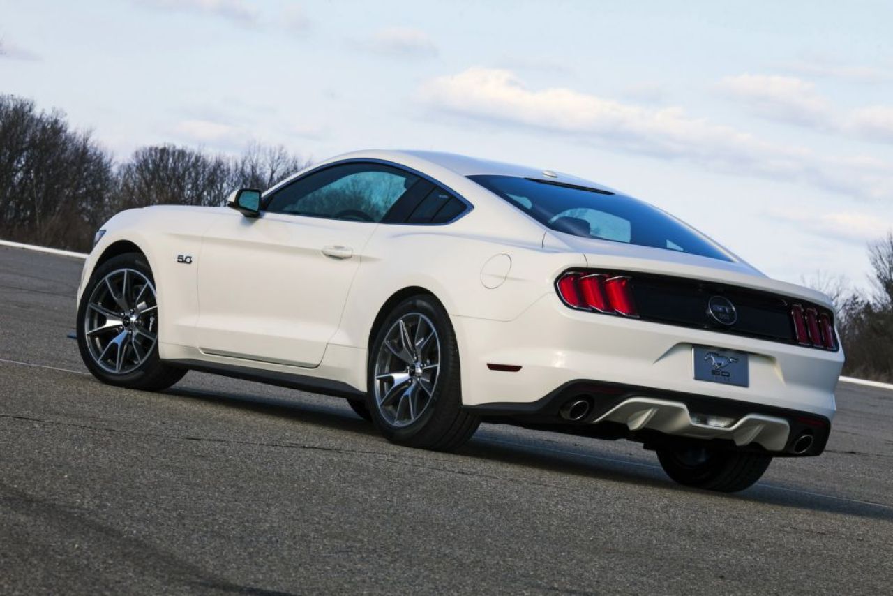 FOTO Ford Mustang implineste 50 de ani! Editia SPECIALA lansata de americani! Vezi cum arata:_10