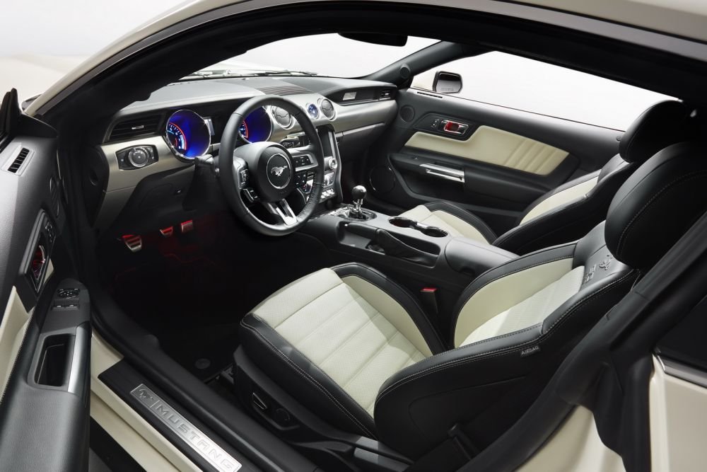 FOTO Ford Mustang implineste 50 de ani! Editia SPECIALA lansata de americani! Vezi cum arata:_13