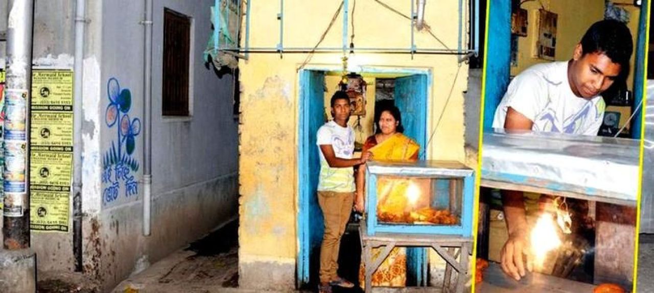 Slumdog Millionaire: Indianul de 16 ani care ajunge la Manchester United. Mama lui e prostituata si locuieste in mahala! _4