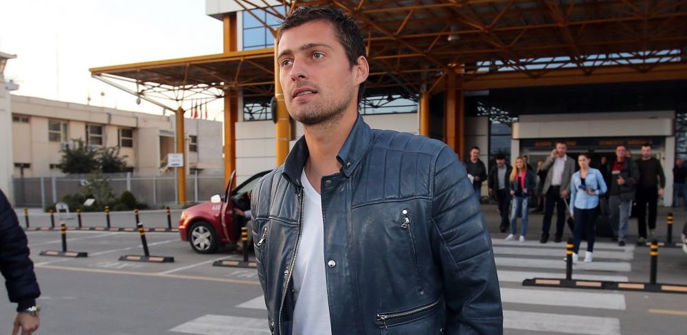 Transferul la care nu mai visa: Tamas e la un pas sa semneze cu o fosta adversara a Stelei din Champions League!