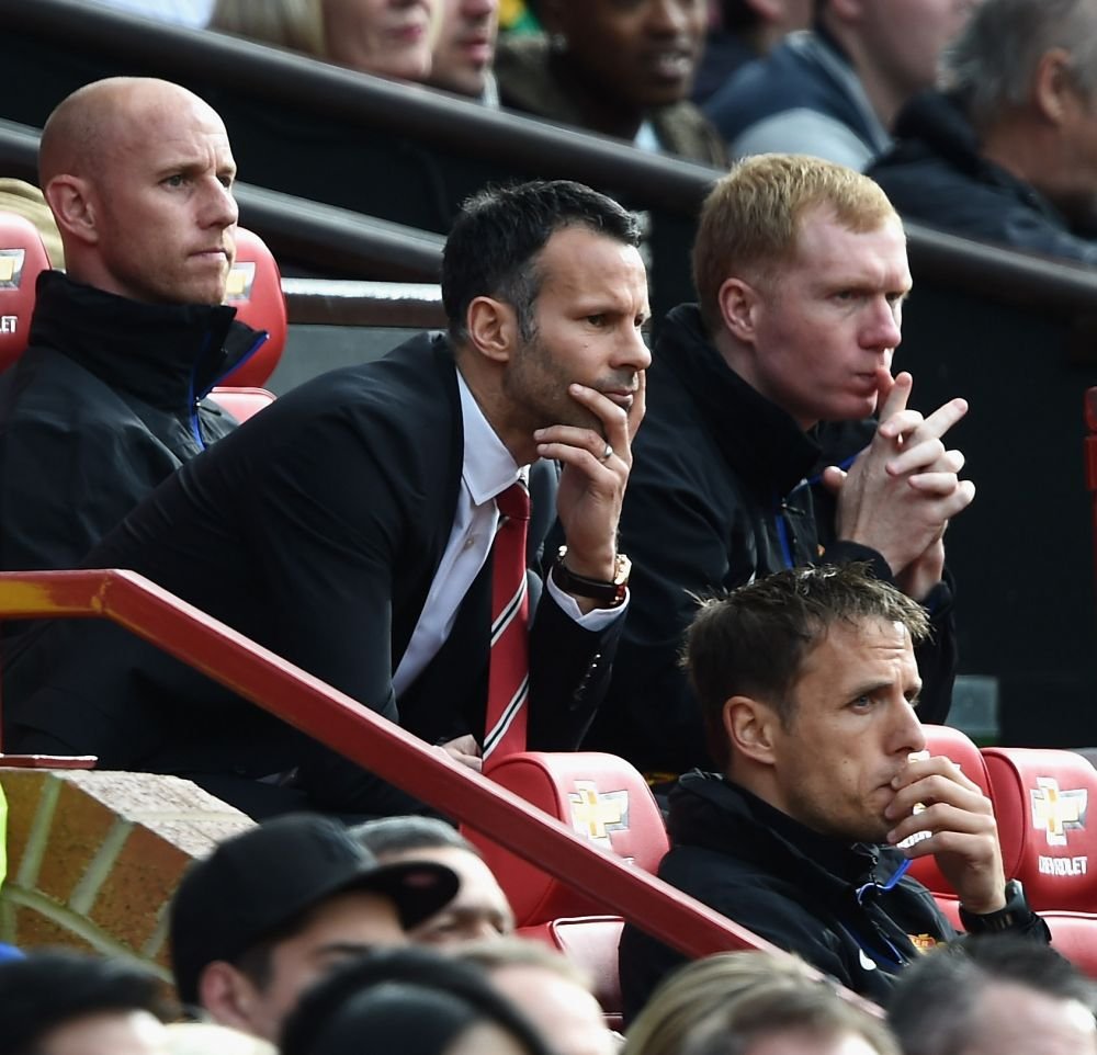 United traieste si rade din nou: Giggs a debutat perfect! 3 meciul care le pot da peste cap planurile oficialilor de la United:_4