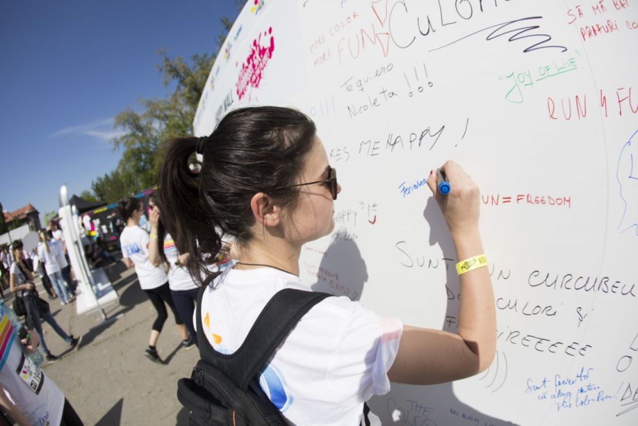 (P) Cele mai tari imagini de la Color Run by Dero! Au fost 3000 de participanti la cursa bucuriei din Bucuresti!_17