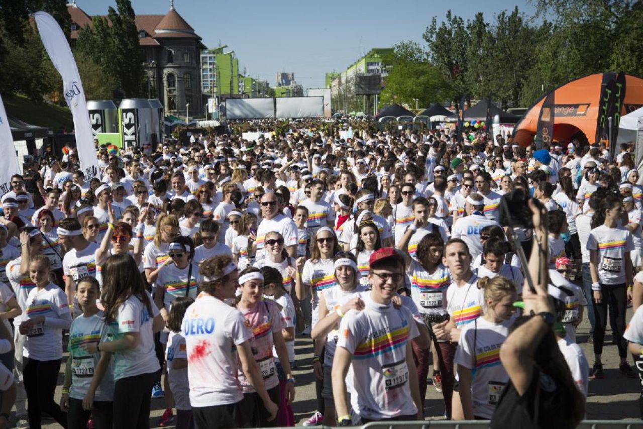 (P) Cele mai tari imagini de la Color Run by Dero! Au fost 3000 de participanti la cursa bucuriei din Bucuresti!_22