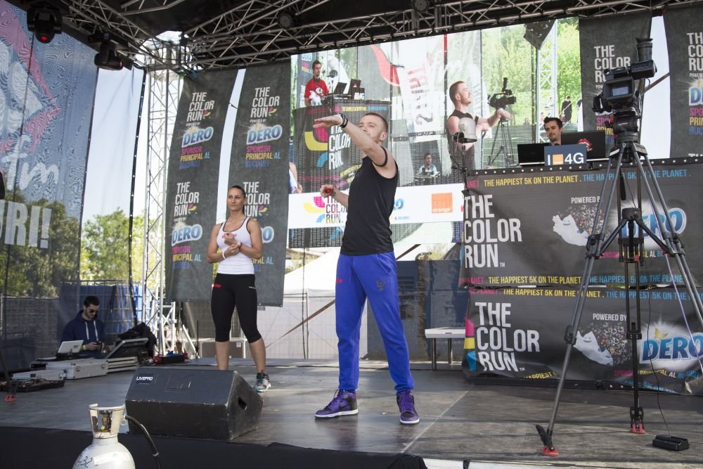 (P) Cele mai tari imagini de la Color Run by Dero! Au fost 3000 de participanti la cursa bucuriei din Bucuresti!_25