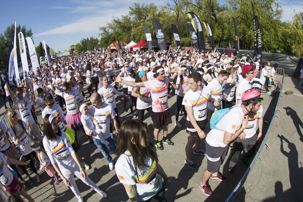 (P) Cele mai tari imagini de la Color Run by Dero! Au fost 3000 de participanti la cursa bucuriei din Bucuresti!_26