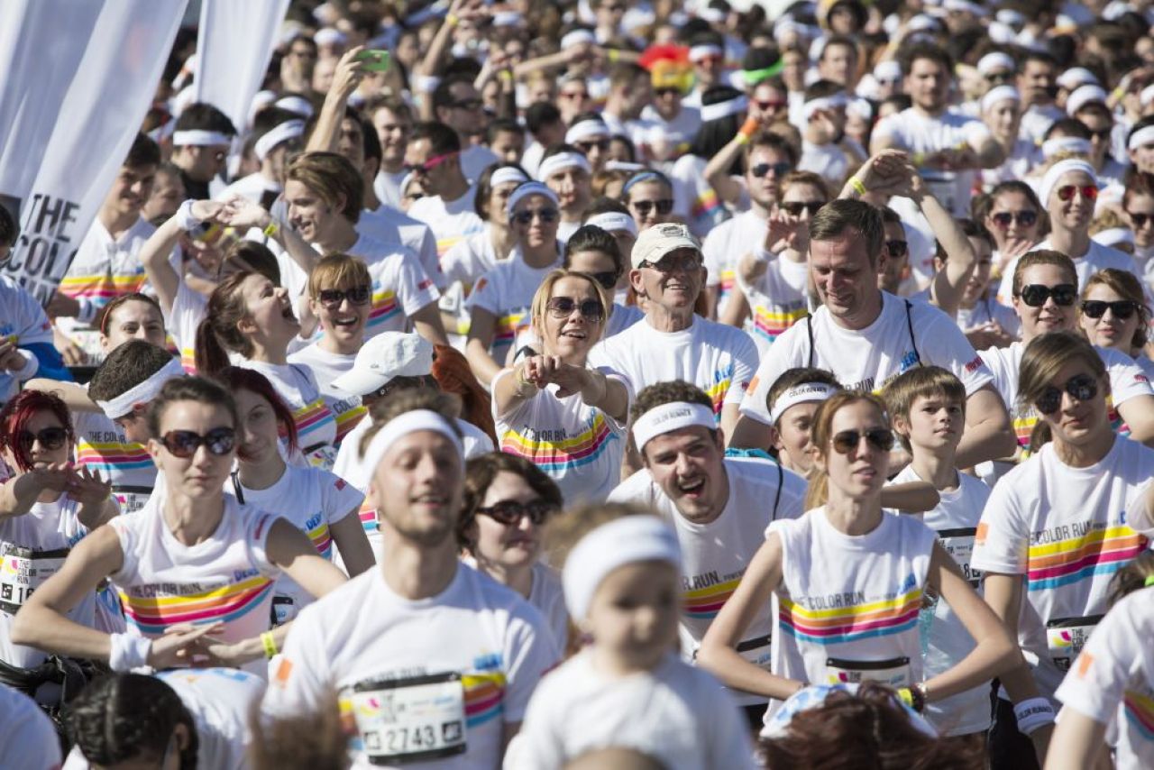 (P) Cele mai tari imagini de la Color Run by Dero! Au fost 3000 de participanti la cursa bucuriei din Bucuresti!_28
