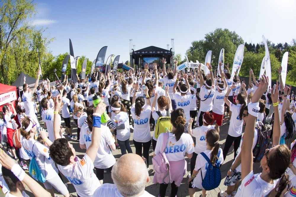 (P) Cele mai tari imagini de la Color Run by Dero! Au fost 3000 de participanti la cursa bucuriei din Bucuresti!_31