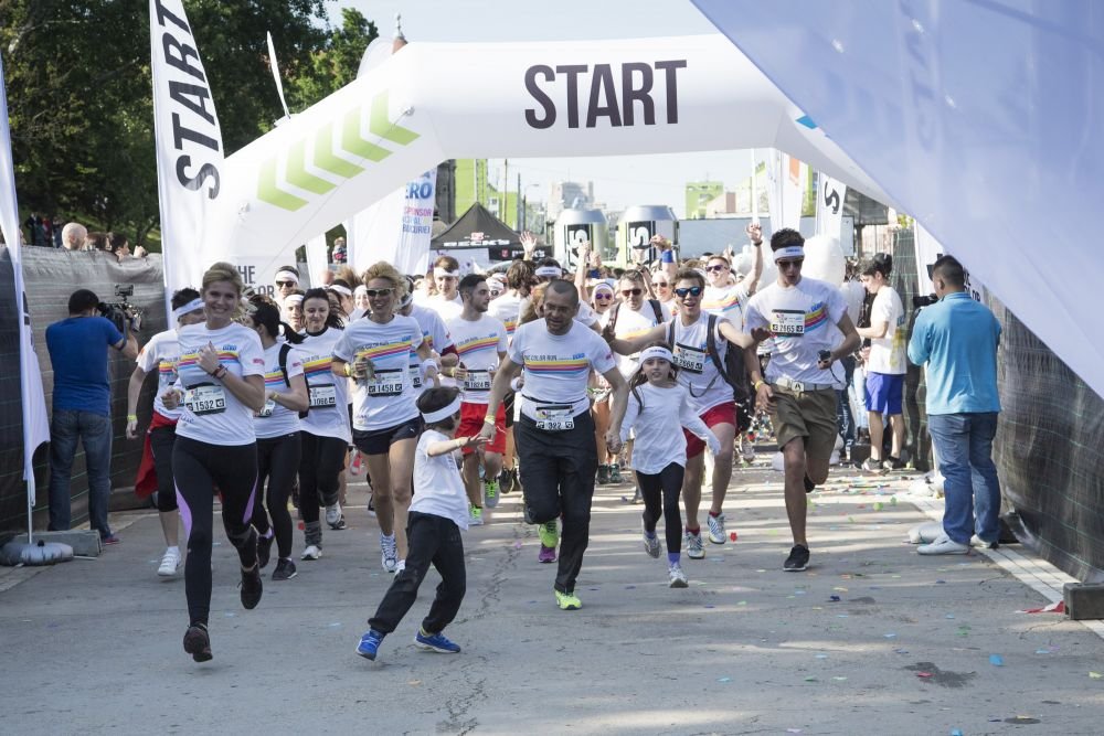 (P) Cele mai tari imagini de la Color Run by Dero! Au fost 3000 de participanti la cursa bucuriei din Bucuresti!_41