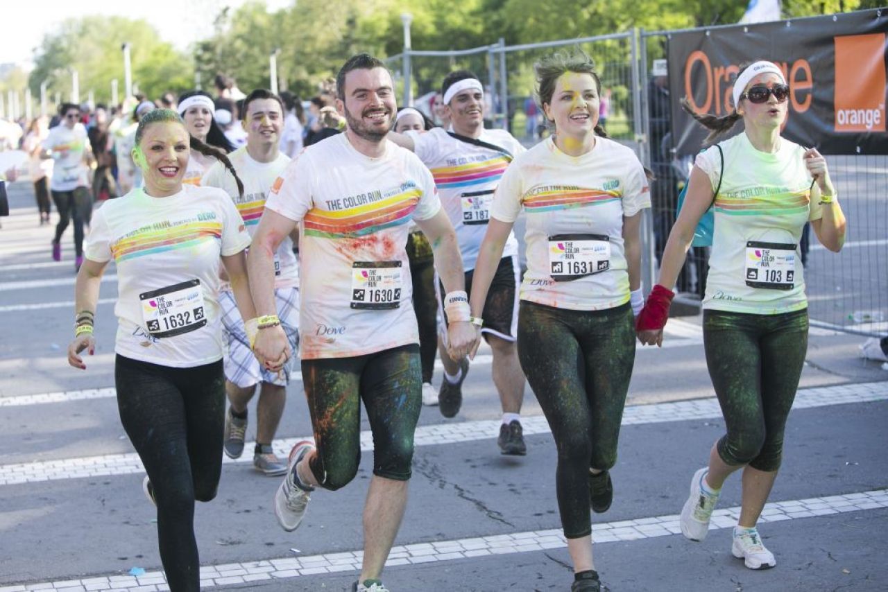 (P) Cele mai tari imagini de la Color Run by Dero! Au fost 3000 de participanti la cursa bucuriei din Bucuresti!_47