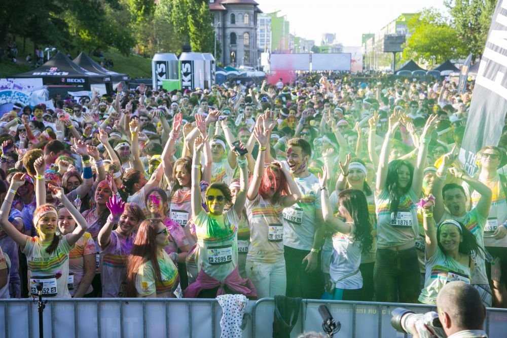 (P) Cele mai tari imagini de la Color Run by Dero! Au fost 3000 de participanti la cursa bucuriei din Bucuresti!_48