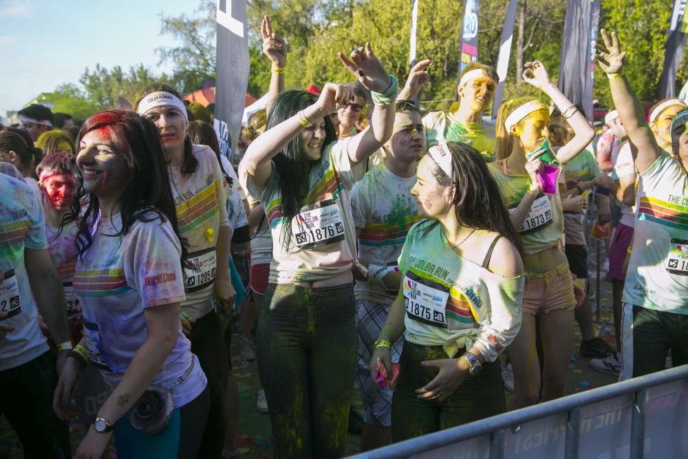 (P) Cele mai tari imagini de la Color Run by Dero! Au fost 3000 de participanti la cursa bucuriei din Bucuresti!_49