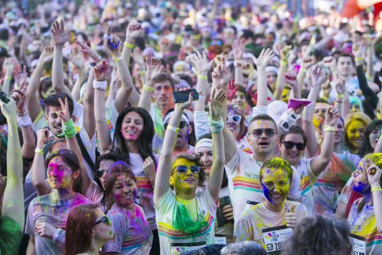 (P) Cele mai tari imagini de la Color Run by Dero! Au fost 3000 de participanti la cursa bucuriei din Bucuresti!_55