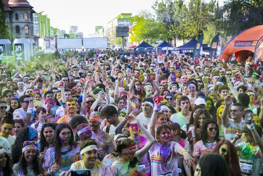 (P) Cele mai tari imagini de la Color Run by Dero! Au fost 3000 de participanti la cursa bucuriei din Bucuresti!_57