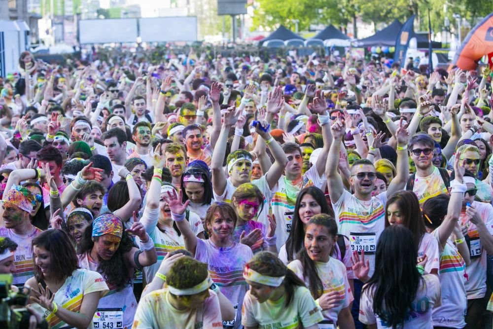 (P) Cele mai tari imagini de la Color Run by Dero! Au fost 3000 de participanti la cursa bucuriei din Bucuresti!_64