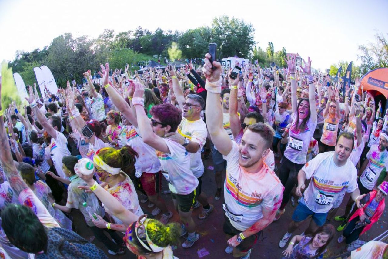 (P) Cele mai tari imagini de la Color Run by Dero! Au fost 3000 de participanti la cursa bucuriei din Bucuresti!_71