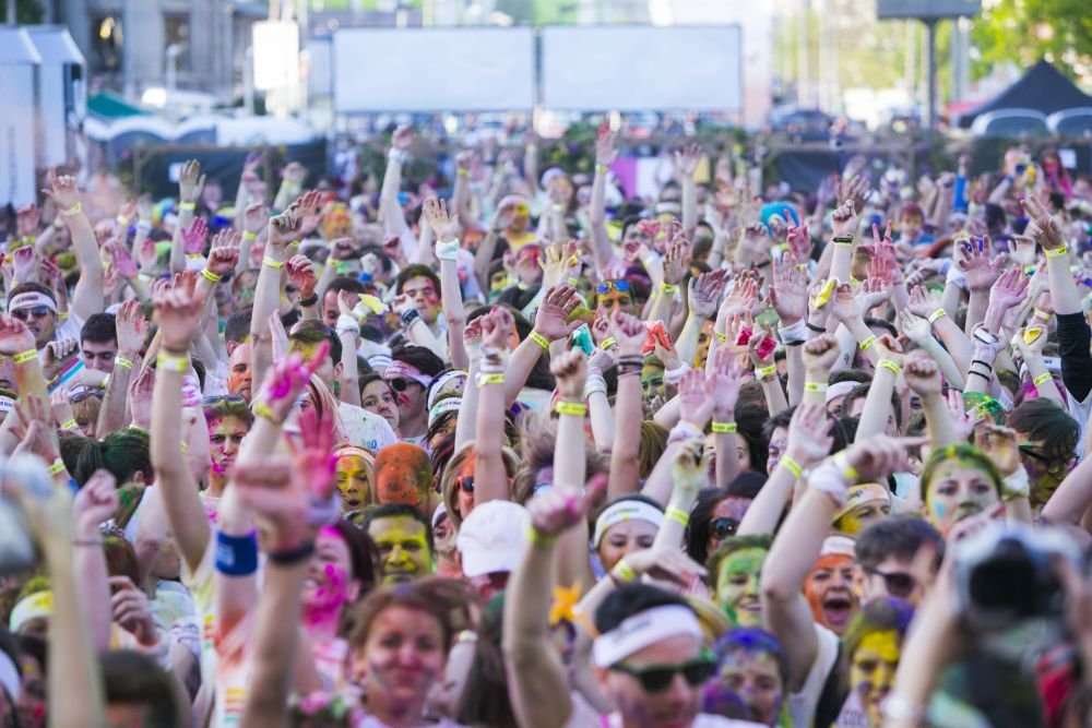 (P) Cele mai tari imagini de la Color Run by Dero! Au fost 3000 de participanti la cursa bucuriei din Bucuresti!_75