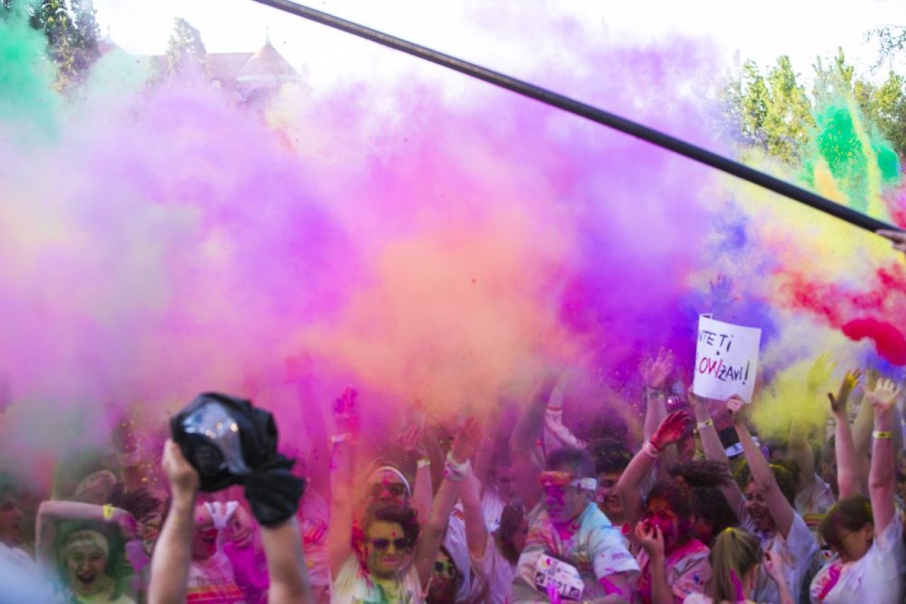 (P) Cele mai tari imagini de la Color Run by Dero! Au fost 3000 de participanti la cursa bucuriei din Bucuresti!_85