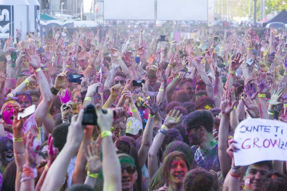 (P) Cele mai tari imagini de la Color Run by Dero! Au fost 3000 de participanti la cursa bucuriei din Bucuresti!_89