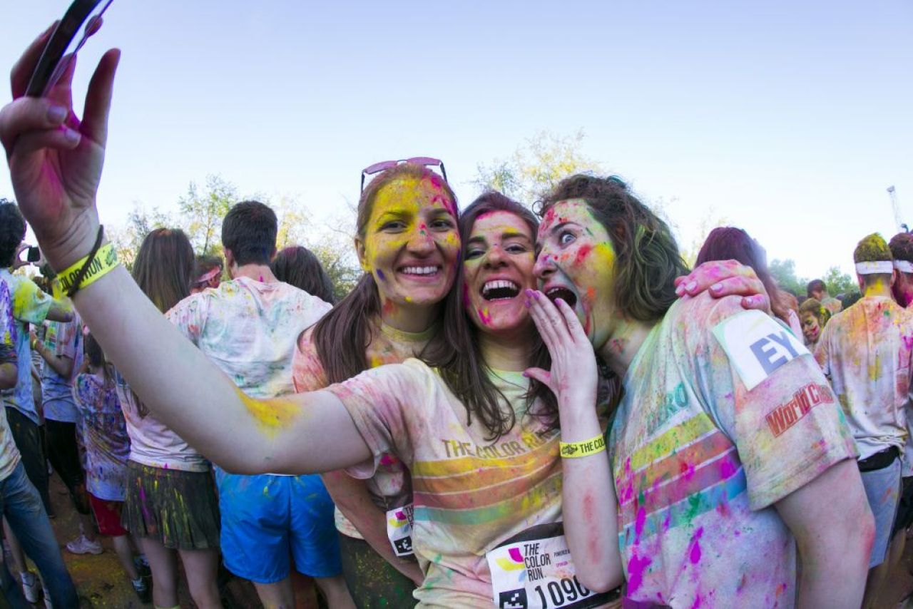 (P) Cele mai tari imagini de la Color Run by Dero! Au fost 3000 de participanti la cursa bucuriei din Bucuresti!_91
