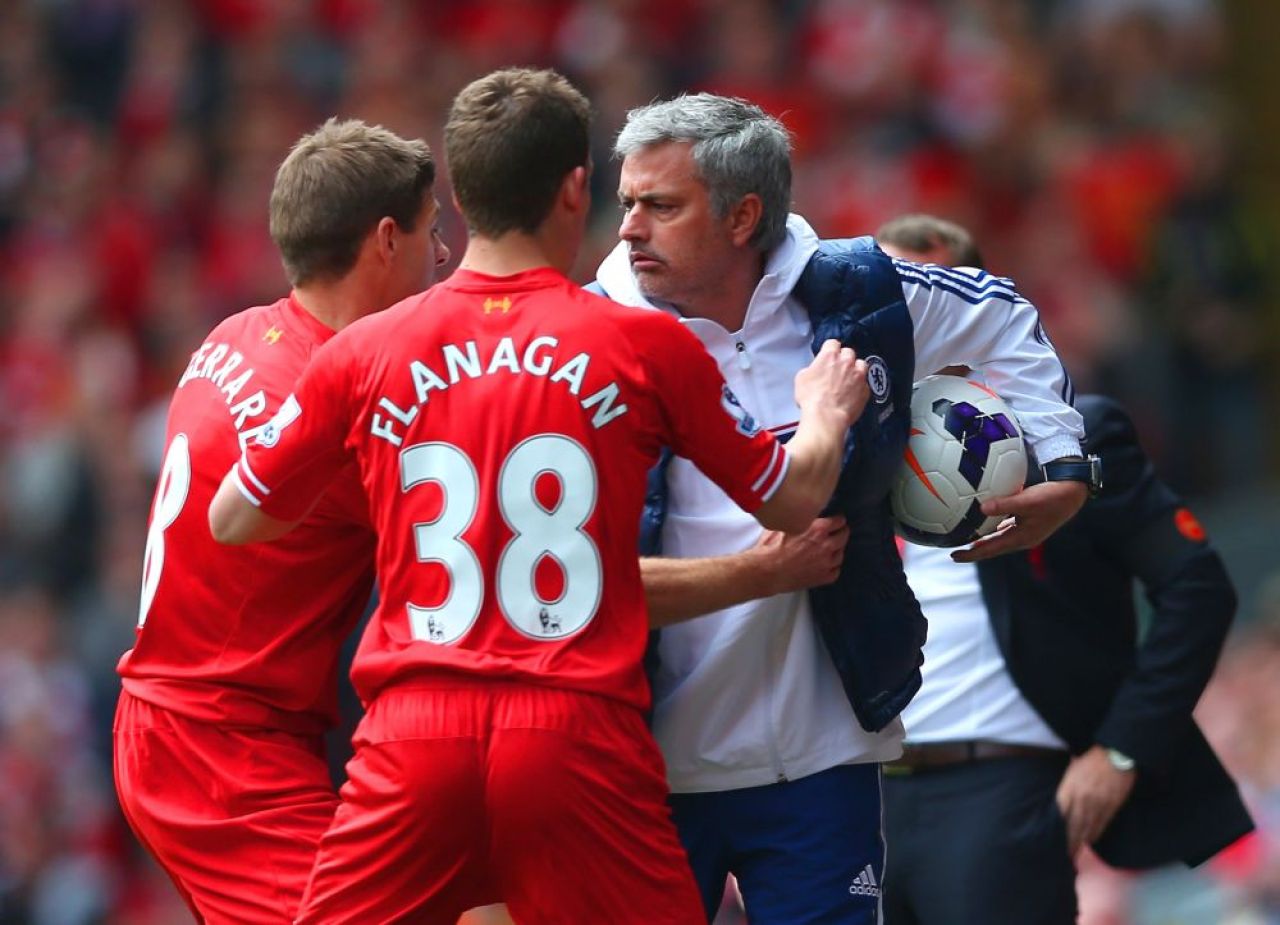 Cand pasiunea pentru o echipa te ajuta sa-ti indeplinesti un vis. Cum au ajuns 9 romani pe Anfield la marele meci cu Chelsea_3