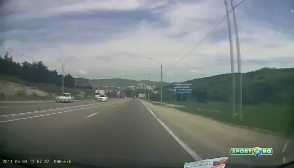 Cum opresti 36 de tone intr-o secunda! Sistemul de franare conceput de Volvo si un clip viral pe internet: "Mi-a inghetat sangele"